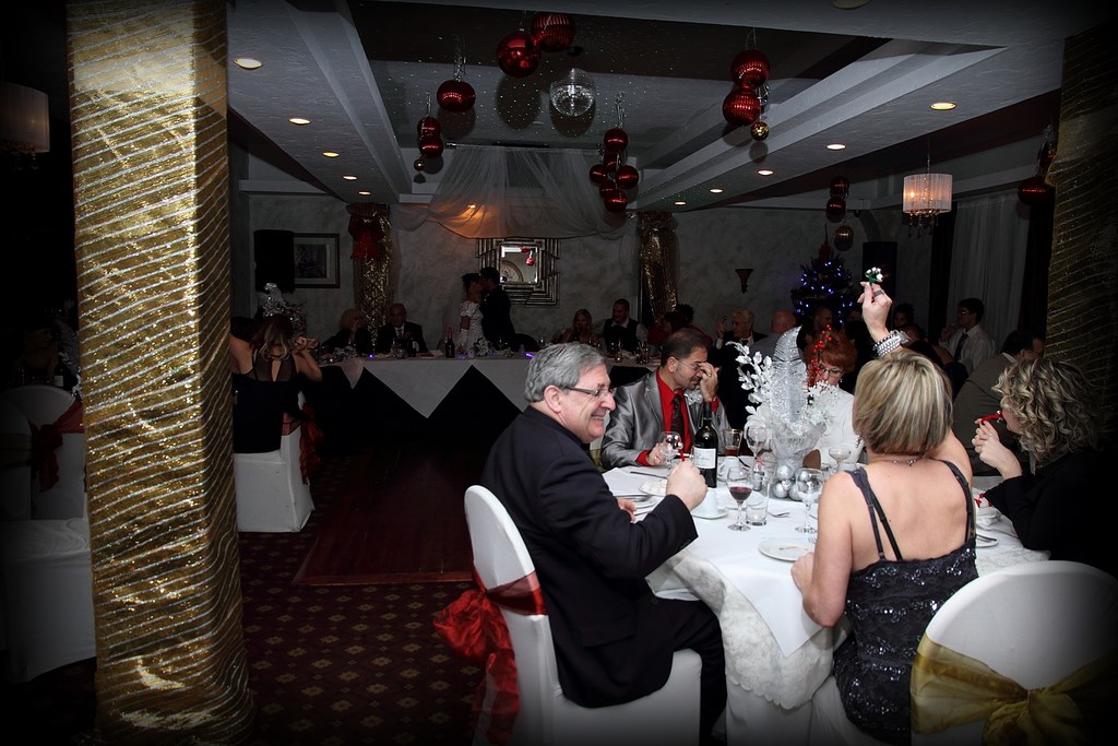 Élie Chanteur Animateur Soirée Noel Mariage