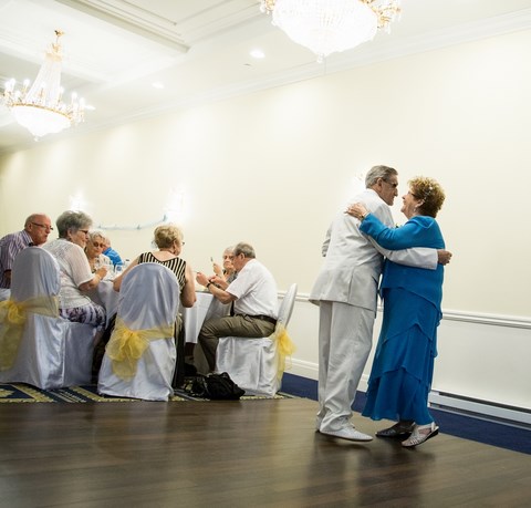 Élie Chanteur Animateur mariage