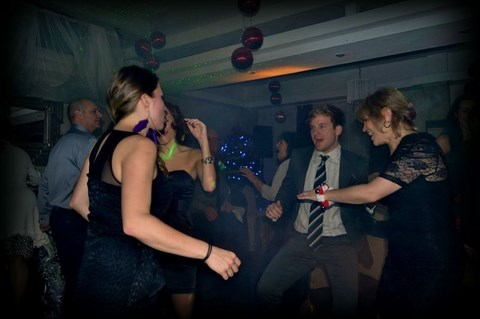 Élie Chanteur Animateur disco mobile